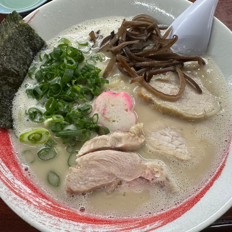 肉出汁豚骨らぁめん(どさん子 亀有南口店)