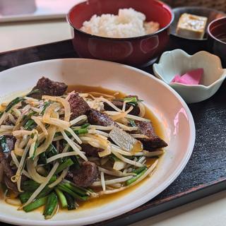 レバ炒め定食