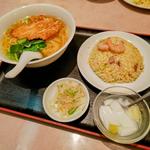 パイコー麺 半チャーハン セット
