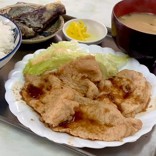 豚しょうが焼き定食(大衆食堂ちとせ )