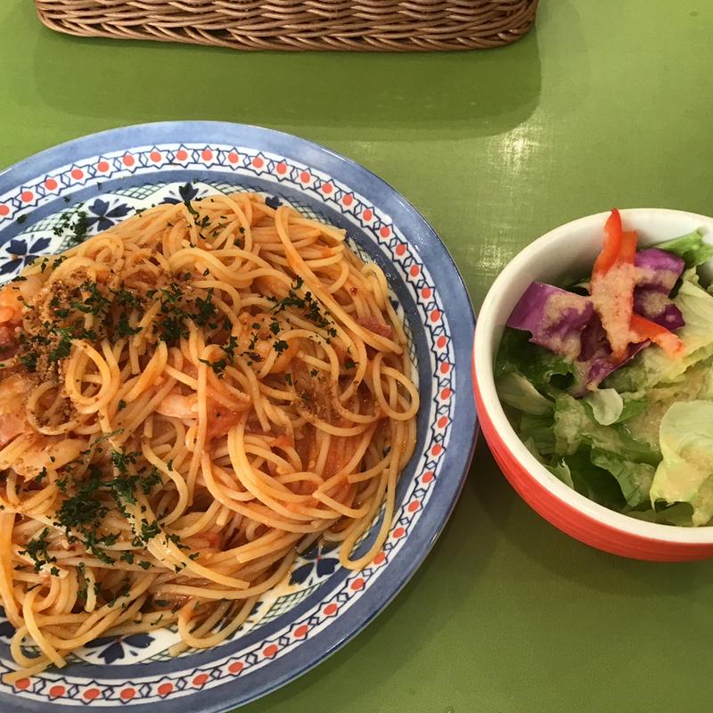 たっぷり海老と熟成ベーコンのアラビアータ(パステルイタリアーナ 川崎港町店)