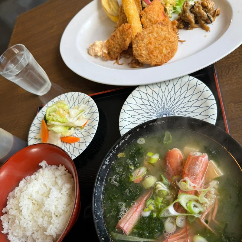 MIXフライ定食(はる)