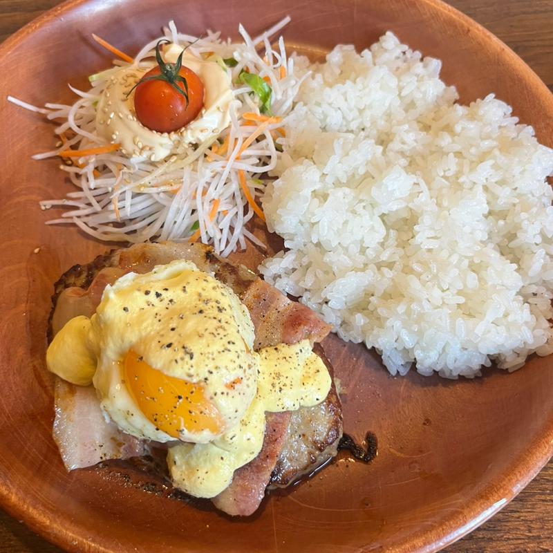 ベーコンエッグベネバーグディッシュ(びっくりドンキー 大町店)