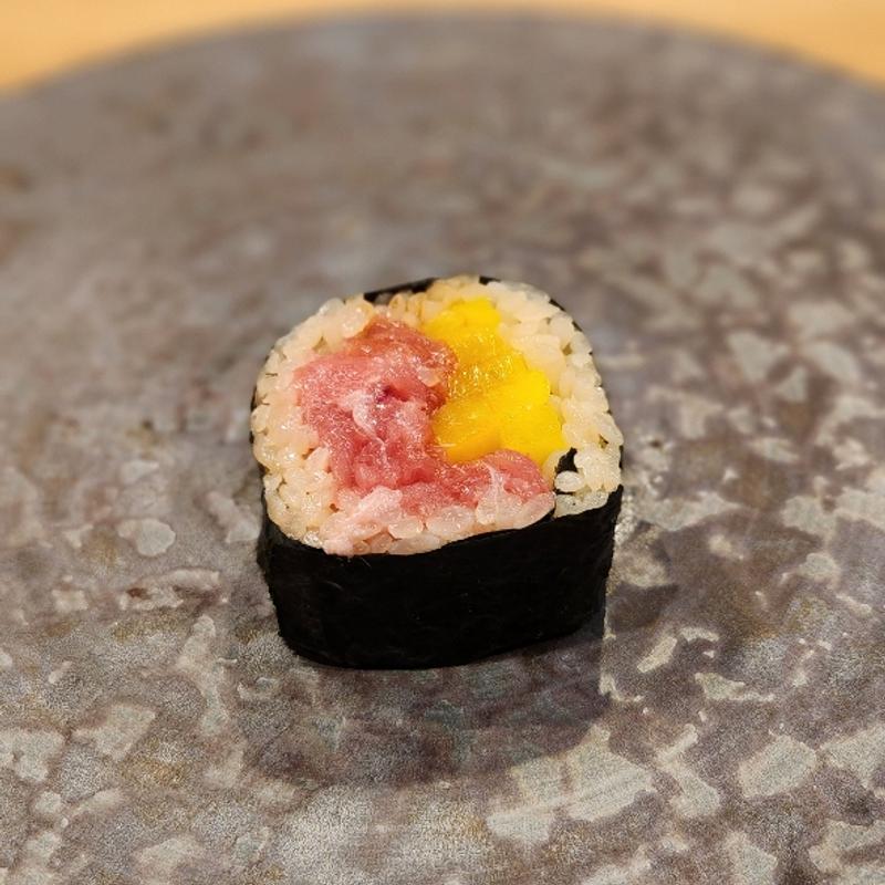 長崎産 本マグロ とろたく(鮨処 いこう)