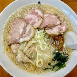 特製チャーシューワンタン麺(宝来)