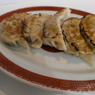 自家製ギョウザ　５ヶ(味好 駅東店 )