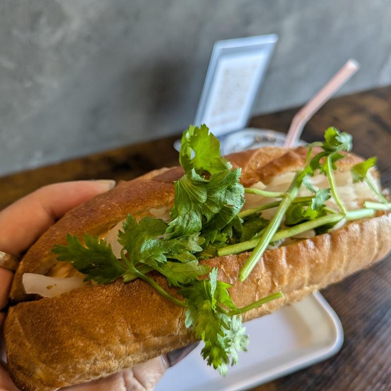 豚焼肉バインミー(バインミーマーケット)