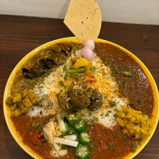3種あいがけ(A spice & beats)