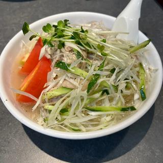 冷やし鶏そば(神田餃子屋 本店 （カンダギョウザヤ）)