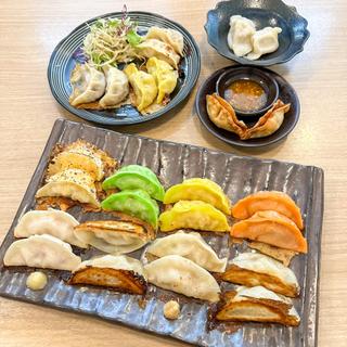 14種餃子食べ放題(餃子のハハ 国際センター店)