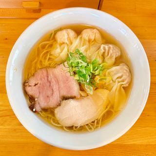 肉と海老ワンタン麺 白(支那そば くろ田)