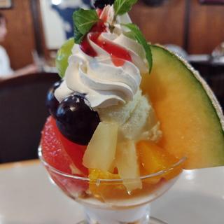 フルーツパフェ(開成館 )
