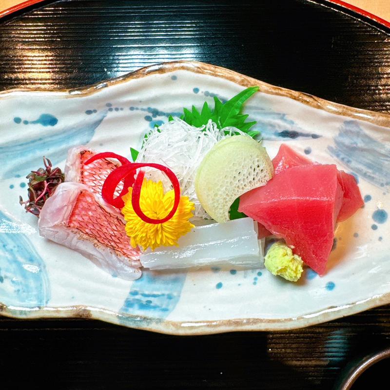 旬の鮮魚盛り合わせ(おでん すみ𠮷 心斎橋（おでん すみ吉 心斎橋）)