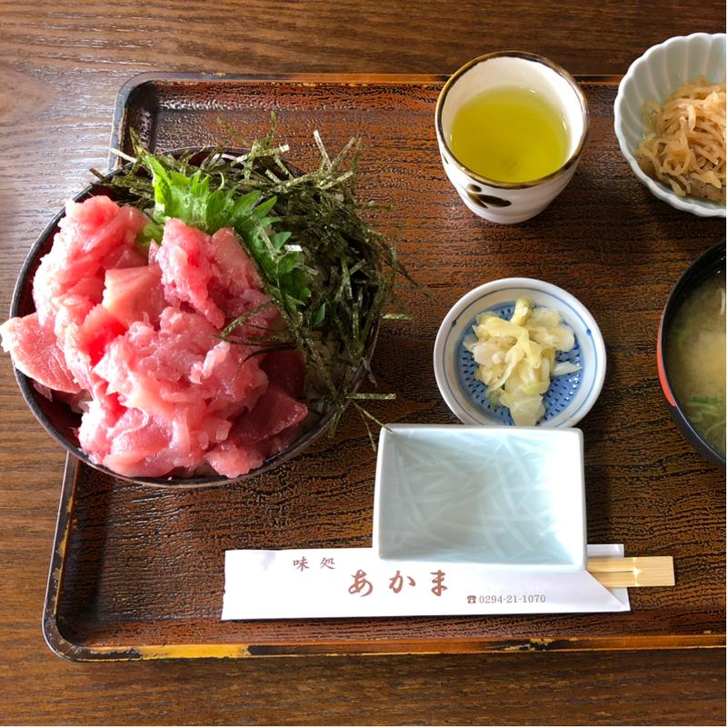 中おち丼(あかま)