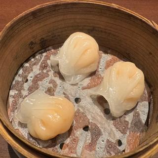 海老蒸し餃子(東方紅 アトレ恵比寿店)
