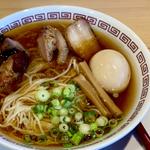 金久醤油ラーメン(人類右衛門 玉造本店)