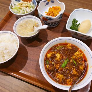 陳麻婆豆腐土鍋仕立て(陳麻婆豆腐 ルクアイーレ大阪店)