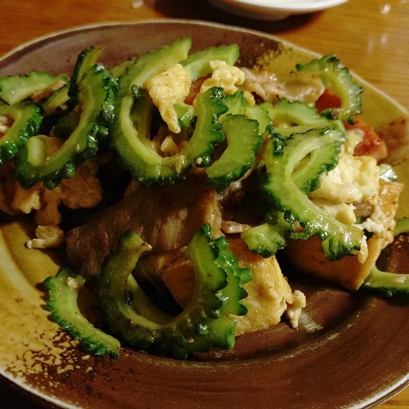 ゴーヤチャンプルー(ひとし 本店 )