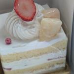 苺のショートケーキ(オーボナクイユ （Au Bon Accueil）)