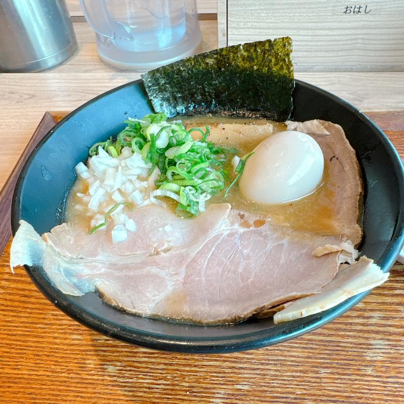 味玉濃厚中華そば(別邸たけ井 なんばラーメン一座店)