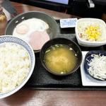 ハムエッグ納豆定食(吉野家 中目黒駅前店 )