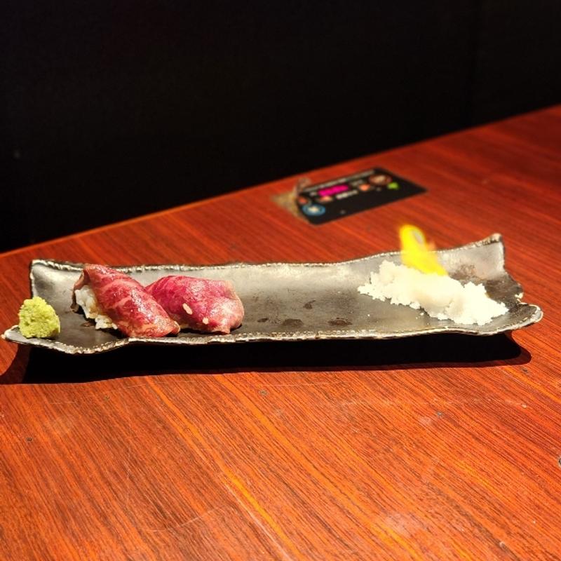 神戸牛たれ(焔立つ肉寿司と牛タンタワー 肉処 双葉 三宮)