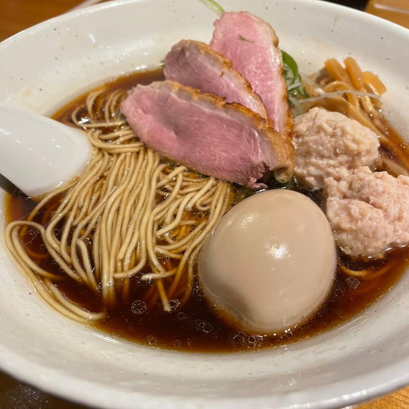 特製鴨出汁醤油ラーメン(らぁ麺吉井)