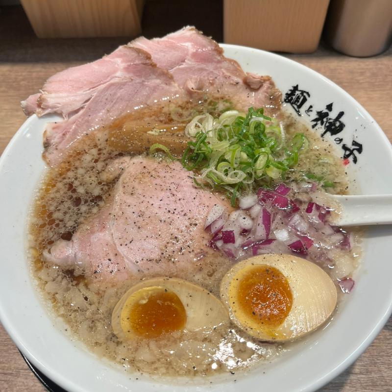 スペシャル背脂醤油(麺と神の子)