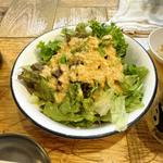 玉ネギドレッシングサラダ（L）(大衆酒場 チャン栓チャン)