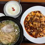 四川麻婆飯とあっさり醤油ラーメン(中国四川料理 天府仙臺 （テンプセンダイ）)