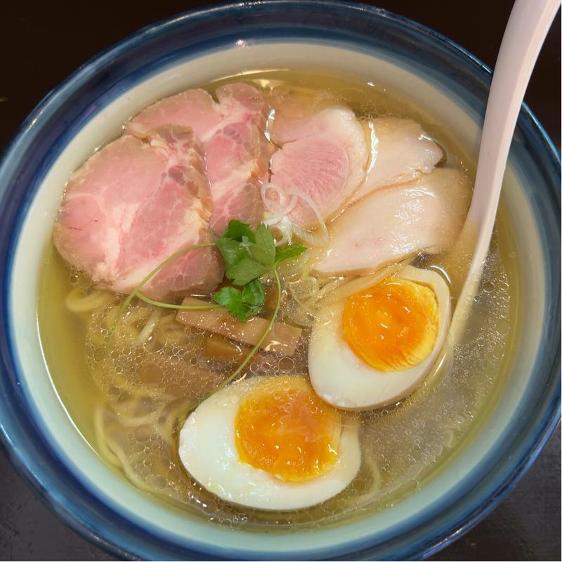 しおチャーシュー麺(大盛味玉)(らーめん奏)