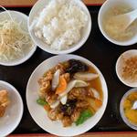 酢豚定食