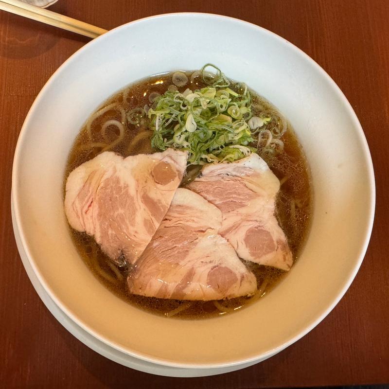冷やし煮干しょうゆらーめん(淡路島バーガープラス)