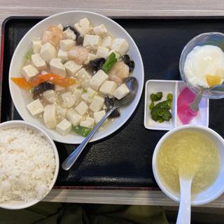 エビ豆腐定食(天福楼 永山店)