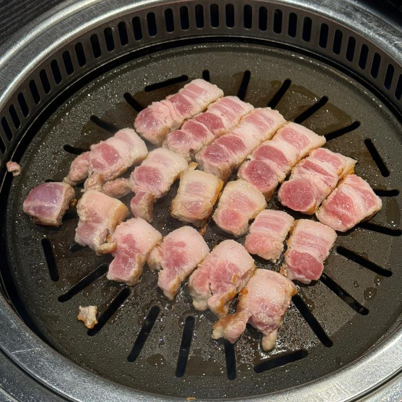 サムギョプサルセット(ヨプの王豚塩焼（熟成肉専門店）GEMS新橋店)