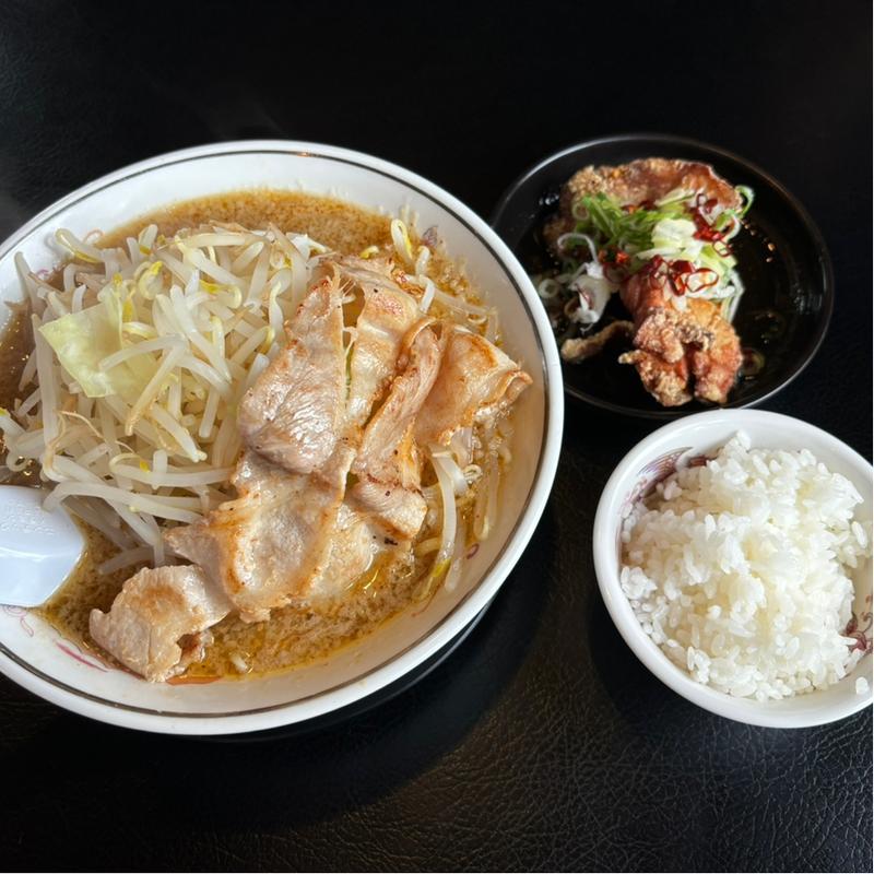 ハル二郎(ハルピンラーメン 塩尻広丘駅前店 )