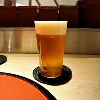 達人店のマスターズドリーム（生ビール）(鳥焼き小花)