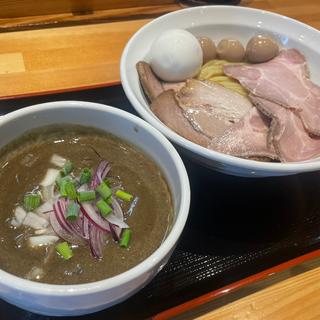 濃厚煮干しつけ麺＋うずらの味卵＋チャーシュー(煮干らぁめん 樹鈴 KIRIN)