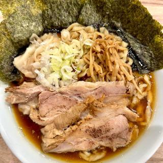 特製醤油ラーメン ワンタン(くじら食堂 nonowa東小金井店)