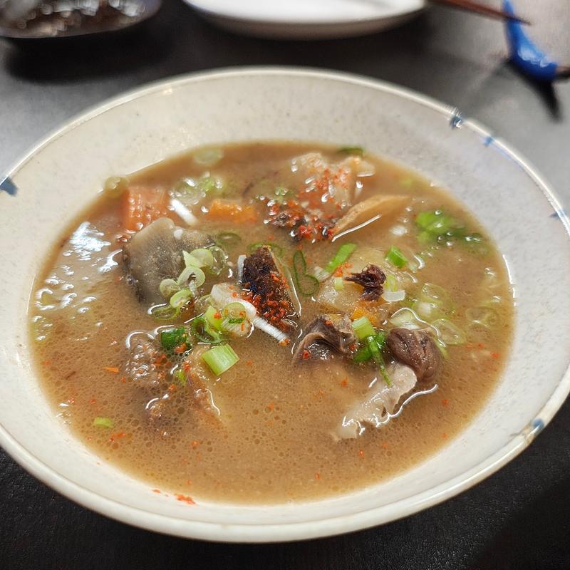 くじらのすじ煮込(昭島くじらのらじっく)