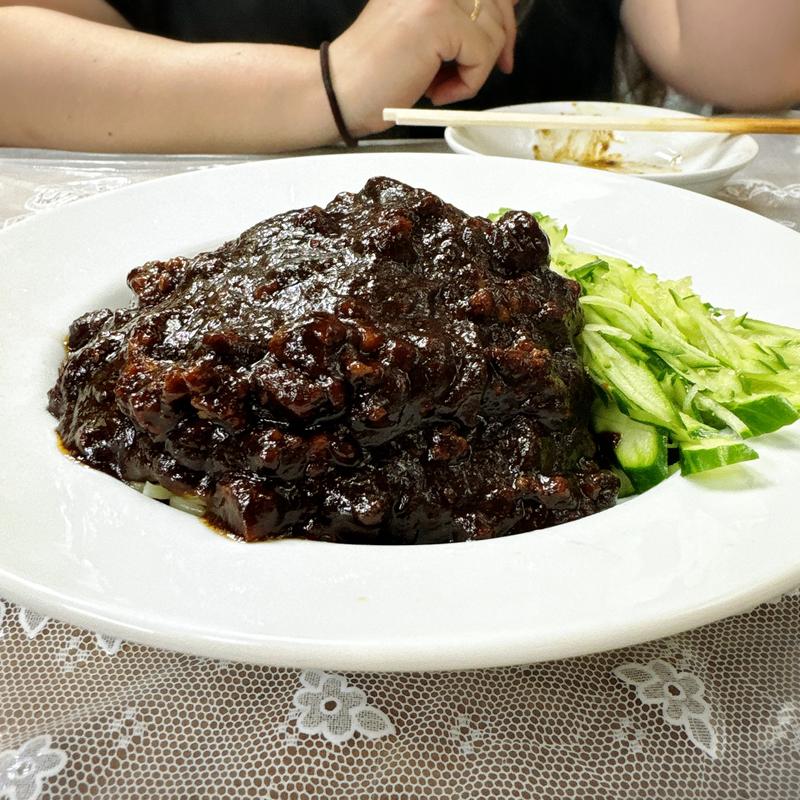 ジャージャー麺(中華 宝来)