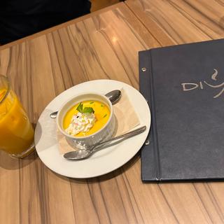 (スパイスビストロ DIYA 東京ミッドタウン日比谷店)