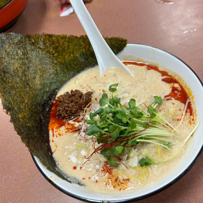 白ゴマ担々麺(群鳳 )