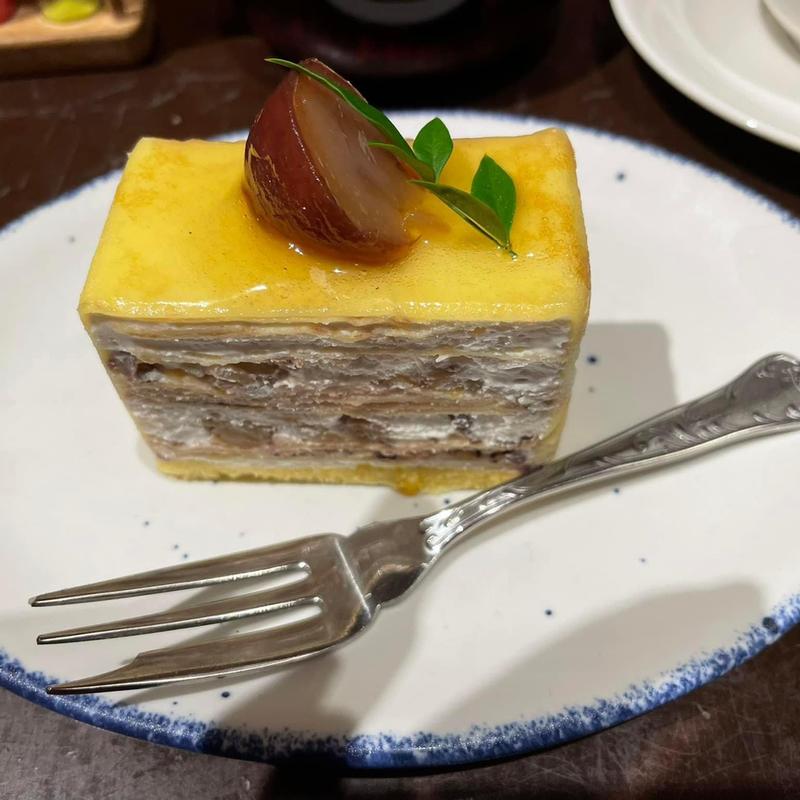 栗のミルクレープ(グリルキャピタル東洋亭 阪急店 TOUYOUTEI)