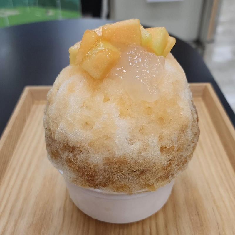 メロンわらび餅の和紅茶氷 赤(はじまりの紅茶)