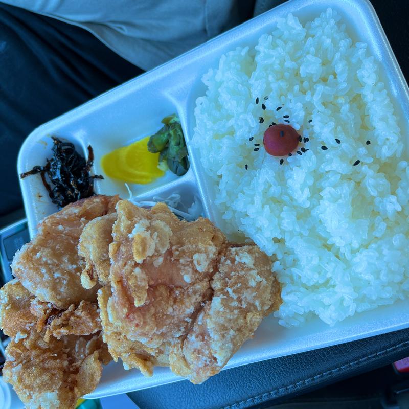 唐揚げ弁当　大(かもめ弁当 )