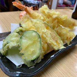 海老と季節の野菜天ぷら盛り合わせ(そば処 おにひら本店)