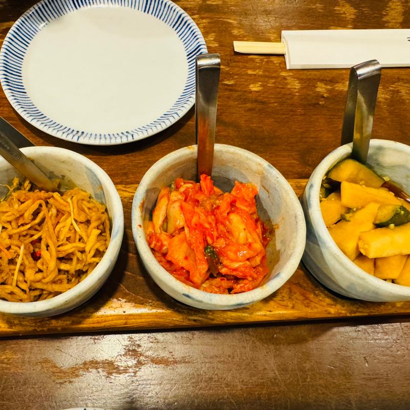 先つけ(漬物、キムチ、切り干し)(とんかつ・ビフテキ 塩梅)