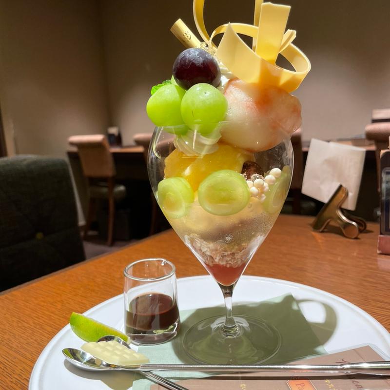 マスカットガーデン(パティスリー&カフェ デリーモ梅田店)