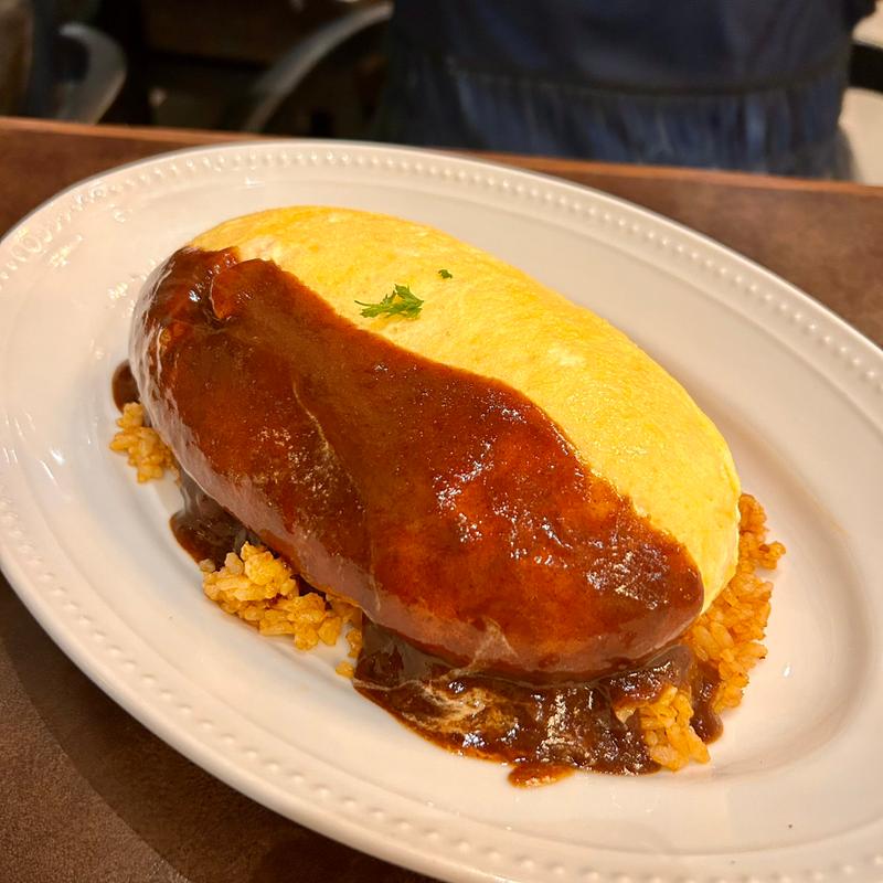 スフレオムライス(AUX BACCHANALES 原宿店（オーバカナル）)